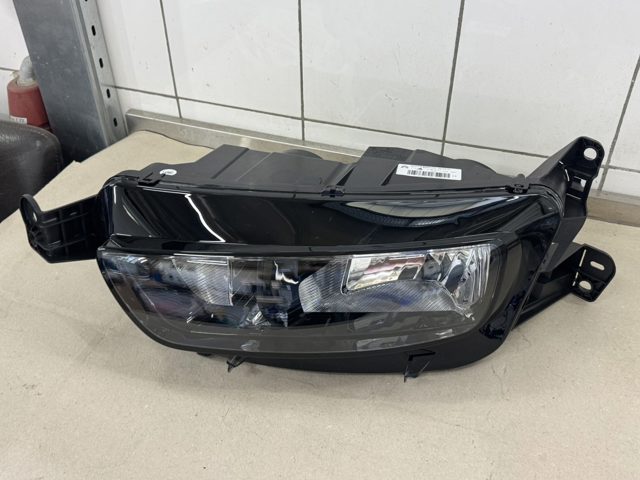 Фара основна ліва 9675974980 PEUGEOT