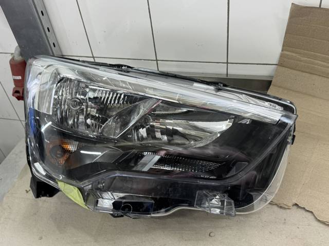 Права блок фара 9816825480 OPEL
