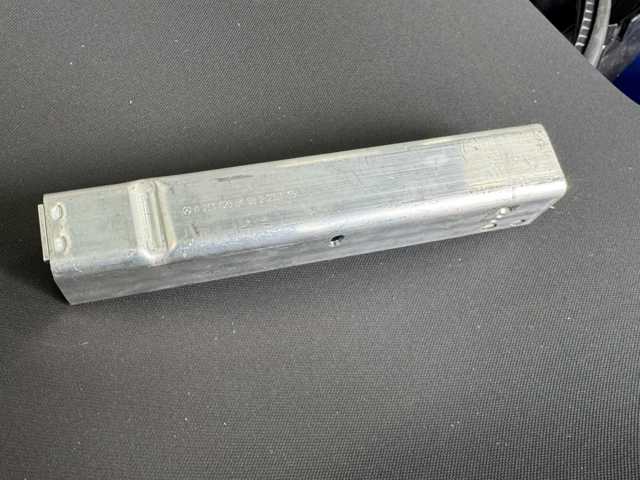 Кронштейн підсилювача переднього бампера A2136200400 MERCEDES