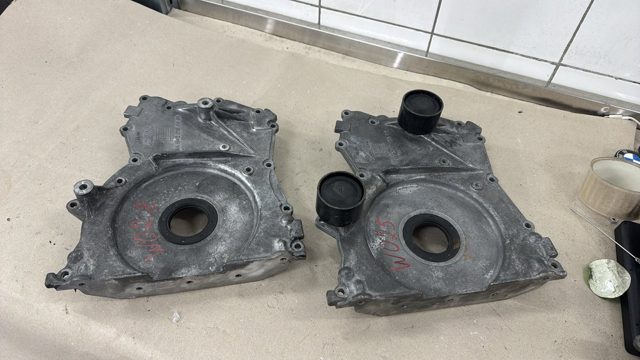 Кришка двигуна передня A6420150601 MERCEDES