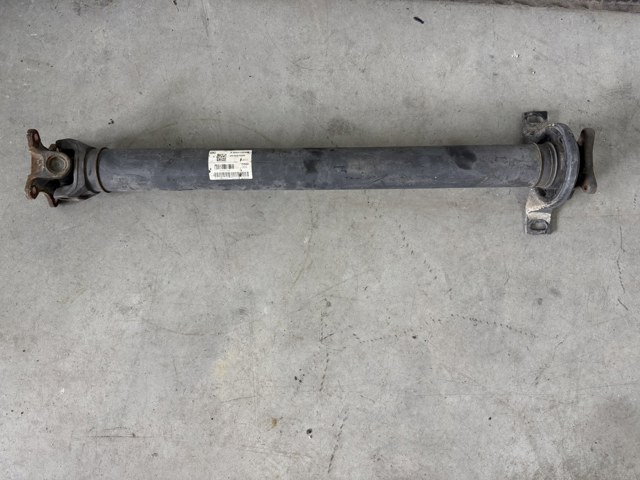 Кардан передній A9064102001 MERCEDES