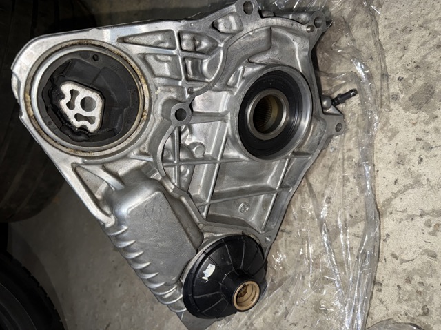 Дільник передач 27109469020 BMW