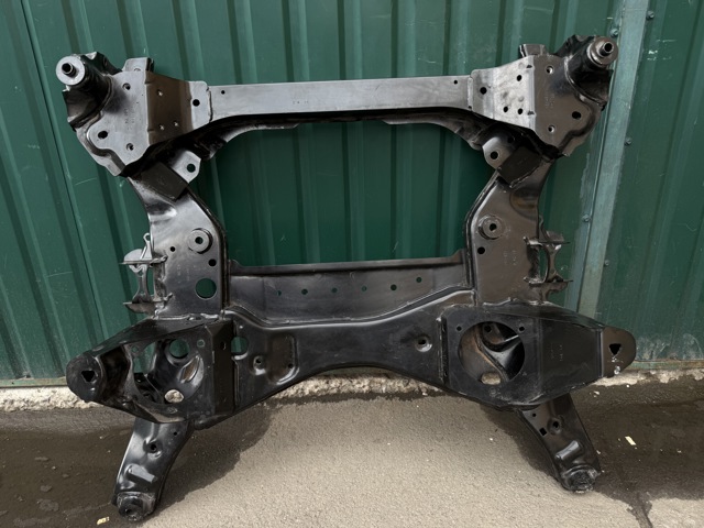 Балка передньої підвіски, підрамник 31106891256 BMW