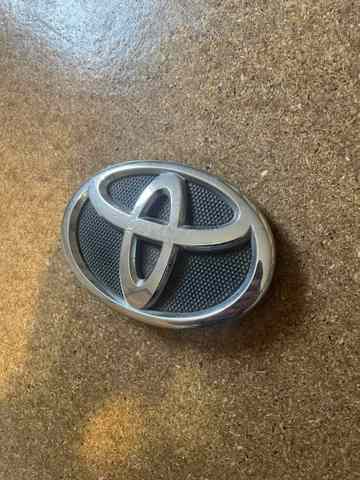 Фірмовий значок капота 7531106060 TOYOTA