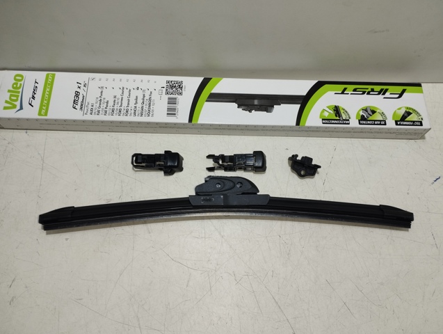 Щітка двірника права 575001 VALEO