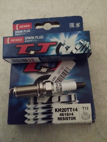 Свічки запалювання (запальні) і дроти Toyota RAV4 3