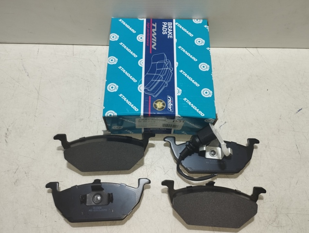 Колодки передні RD23131STD RIDER