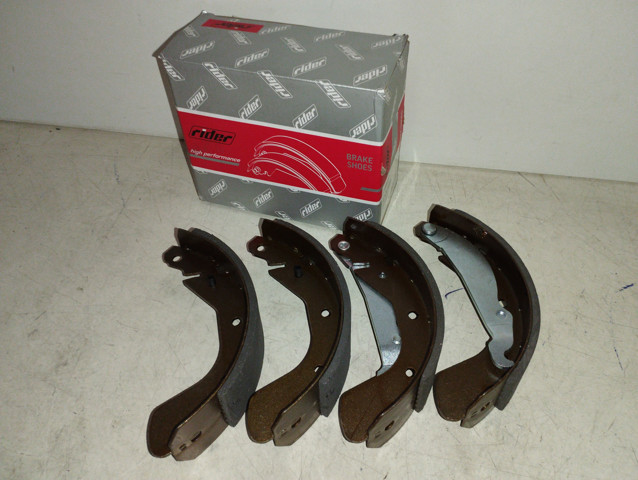 Колодки гальмові задні, барабанні RD2638GS8543 RIDER