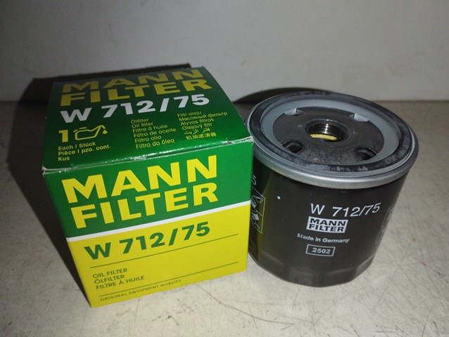 Корпус маслофільтра W71275 MANN