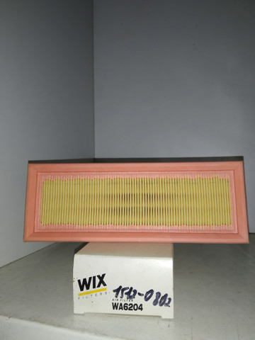 Автомобільний фільтр повітря WA6204 WIX