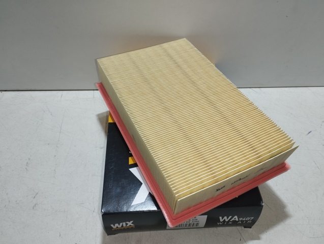 Повітряний фільтр двигуна WA9407 WIX