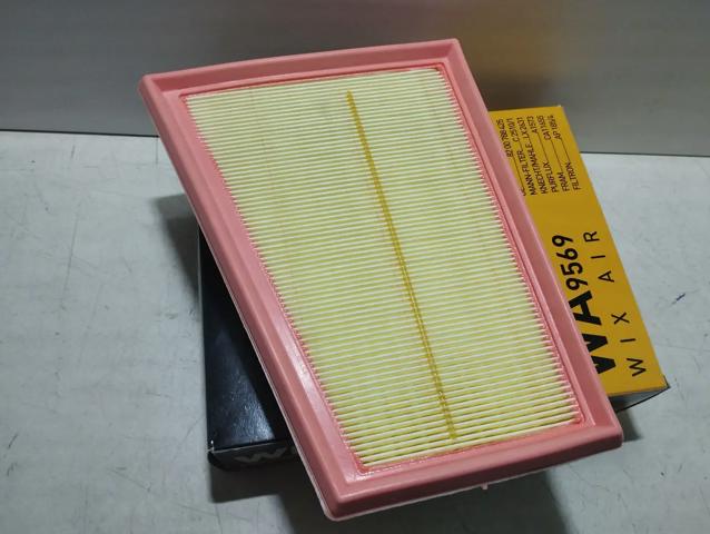 Фільтр повітряний WA9569 WIX
