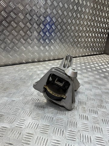 Права подушка мотора 112106RC0B NISSAN