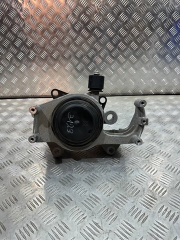 Передня опора двигуна 112206RC0E NISSAN