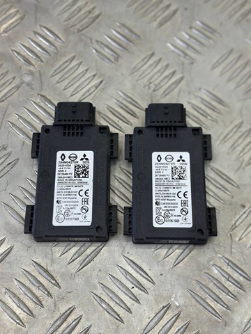 Датчик контролю мертвої зони, задній 284N03933R NISSAN