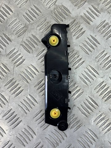Кріплення бампера 622236RR0B NISSAN