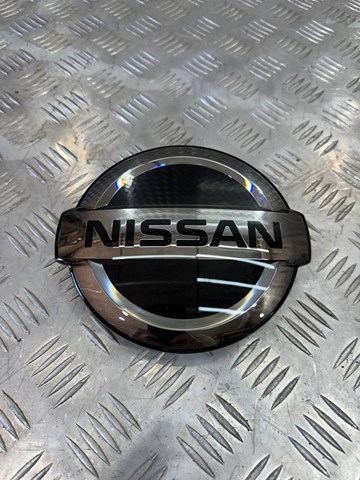 Фірмовий значок решітки радіатора 628906RS0A NISSAN