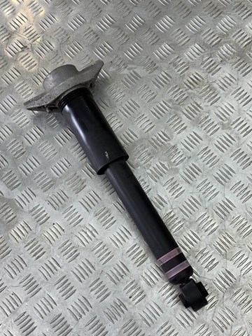 Амортизатор задньої підвіски E62106RR0E NISSAN