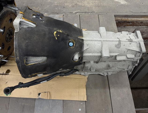 Коробка автомат 24008678665 BMW