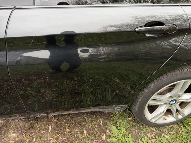 Двері задні, ліві 41007347715 BMW