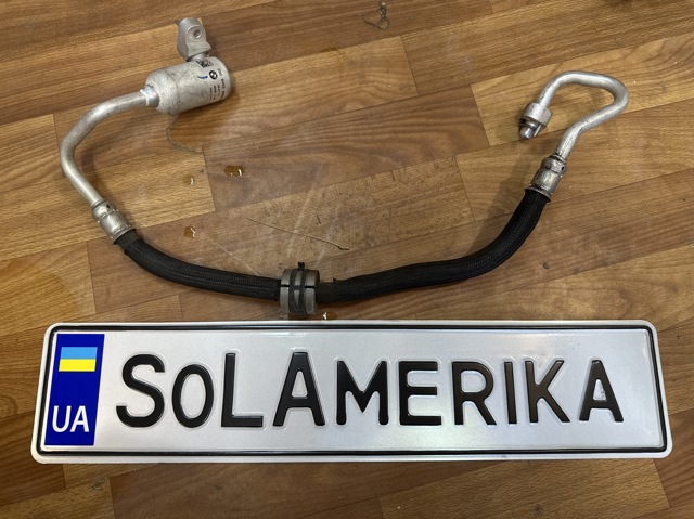 Шланг кондиціонера, від компресора до радіатора 64539368332 BMW