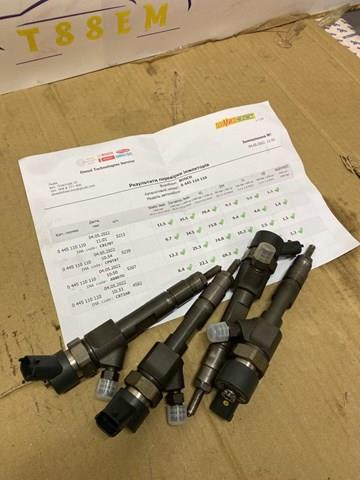 Форсунка інжектора 0445110110 BOSCH