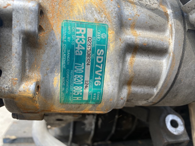 Компресор кондиціонера SD7V16 VAG