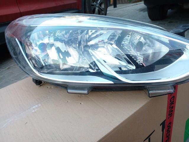 Фара основна права H1BB13W029AD FORD