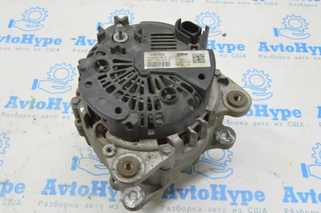 Авто генератор 04C903023M VAG