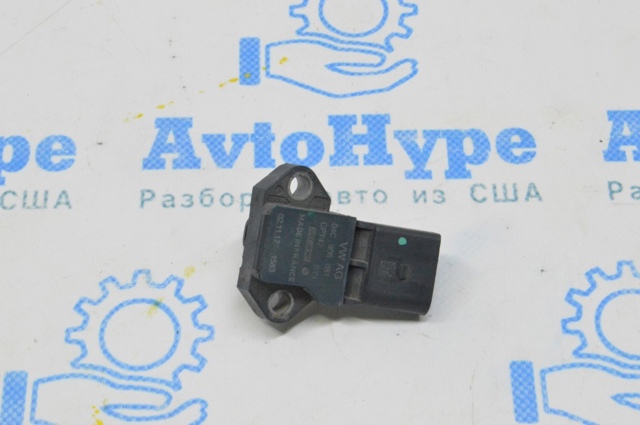 Датчик тиску наддуву (датчик нагнітання повітря в турбіну) 04C906051 VAG