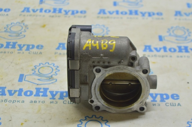 Дросільна заслінка в зборі 06K133062M VAG
