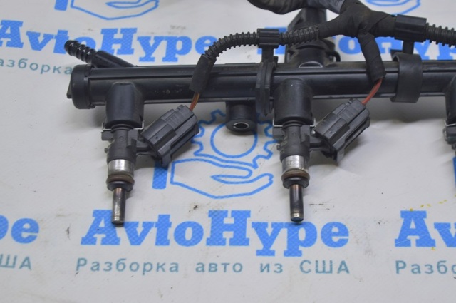 Форсунка дизельна в зборі, розпилювач + тримач 06L906031A VAG