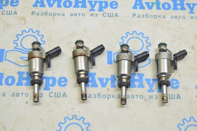 Форсунки електромагнітні 06L906036K VAG