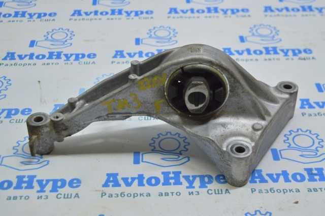 Кронштейн подушки (опори) двигуна, лівої 109533800D TESLA