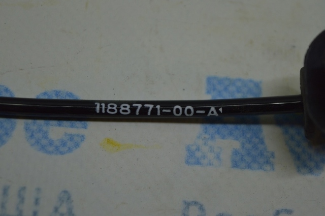Датчик АБС (ABS) задній 118877100A TESLA