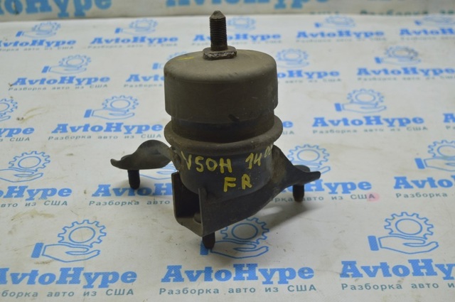 Подушка (опора) двигуна, права передня 123620V060 TOYOTA