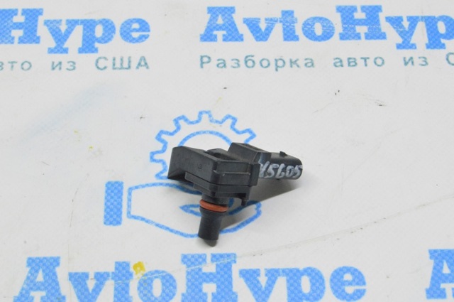 Датчик тиску наддуву (датчик нагнітання повітря в турбіну) 13628637896 BMW