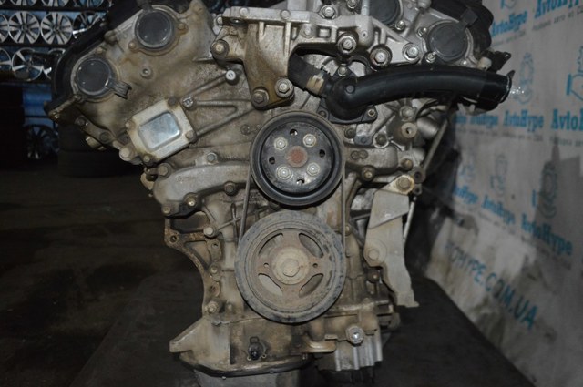 Водяний насос 1610039615 TOYOTA