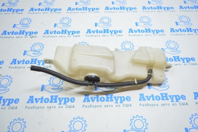 Водяний бачок системи охолодження 164700V020 TOYOTA