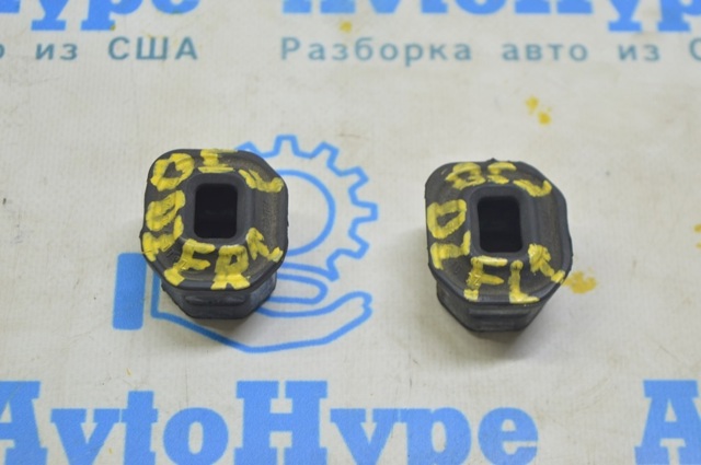 Подушка кріплення радіатора верхня 17117600539 BMW