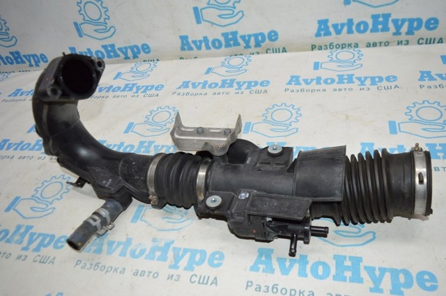 Патрубок витратоміра повітря 172256A0A00 HONDA