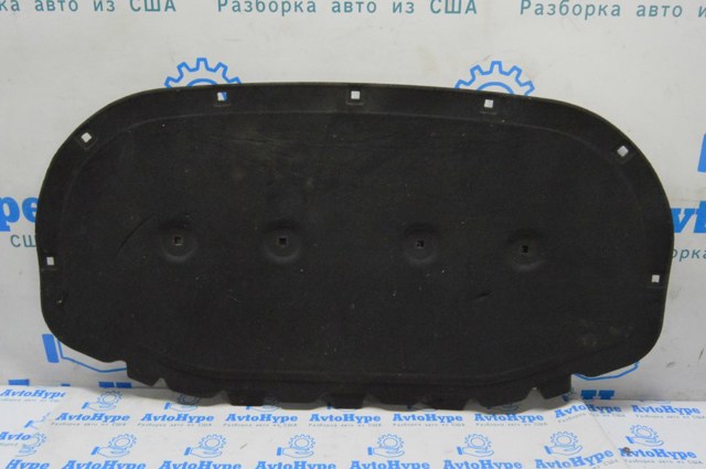 Шумоізоляція капота з повсті Volkswagen Jetta VII