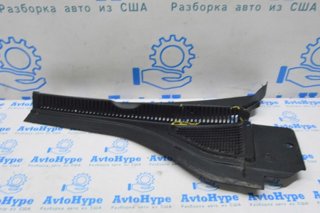 Водостік лобового скла, жабо 17B819403A9B9 VAG