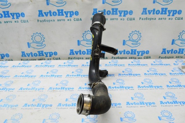Шланг/патрубок інтеркуллера 1K0145770AH VAG