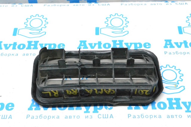 Решітка вентиляційна задня 22702778 GM