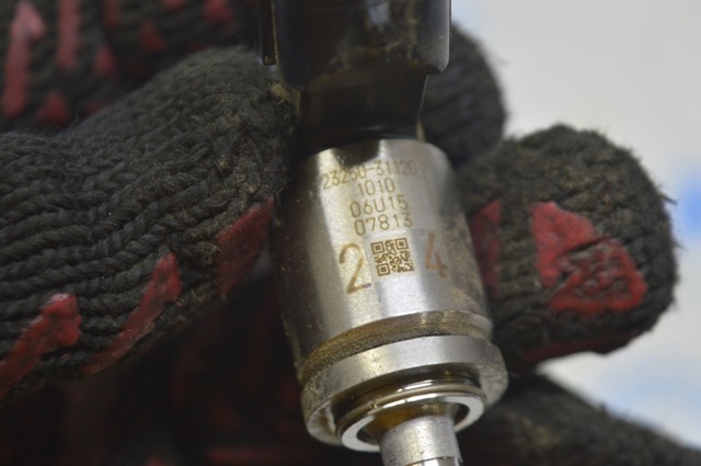 Форсунки електромагнітні 2325031120 TOYOTA
