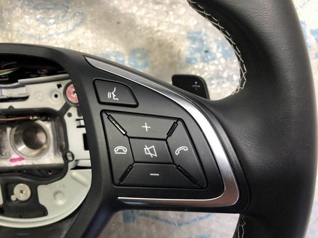 Блок кнопкових перемикачів рульового колеса 255505DA0A NISSAN