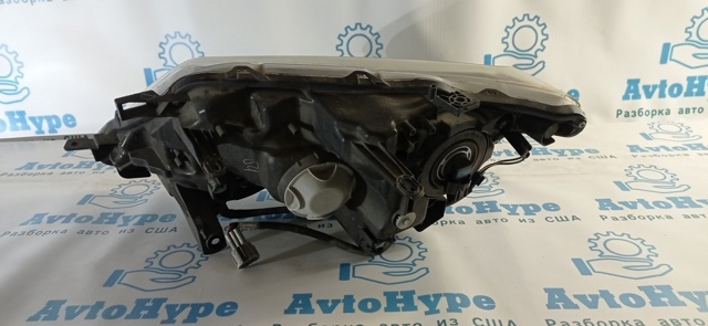 Фара комбінована, передня 260104BA2A NISSAN