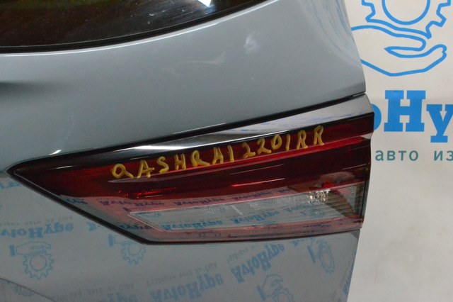 Ліхтар задній правий, внутрішній 265506UN1A NISSAN