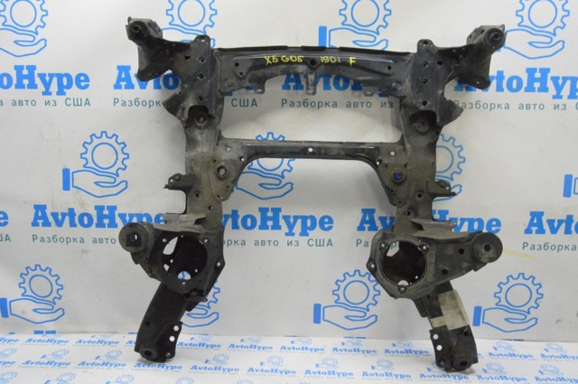 Передня балка 31106884852 BMW